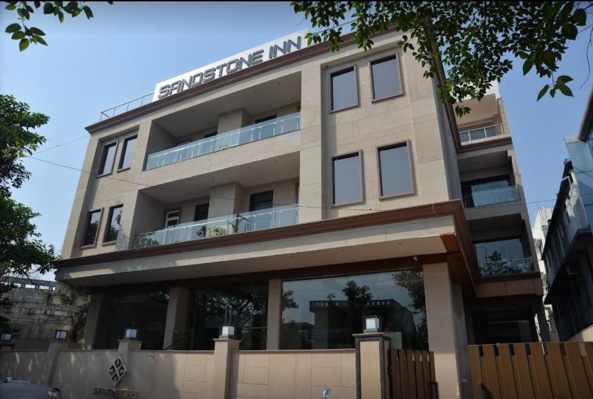 Hotel Sandstone Inn Lucknow Exterior foto