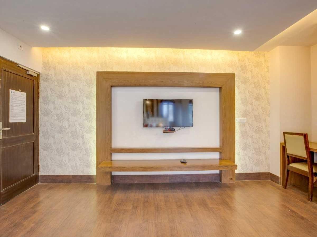 Hotel Sandstone Inn Lucknow Exterior foto